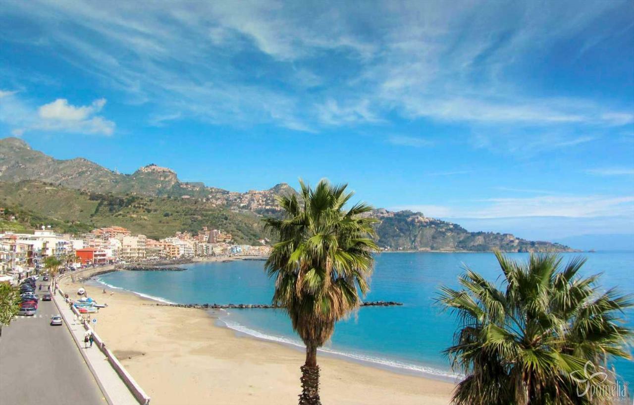 Lolita Holidays Giardini Naxos Eksteriør bilde